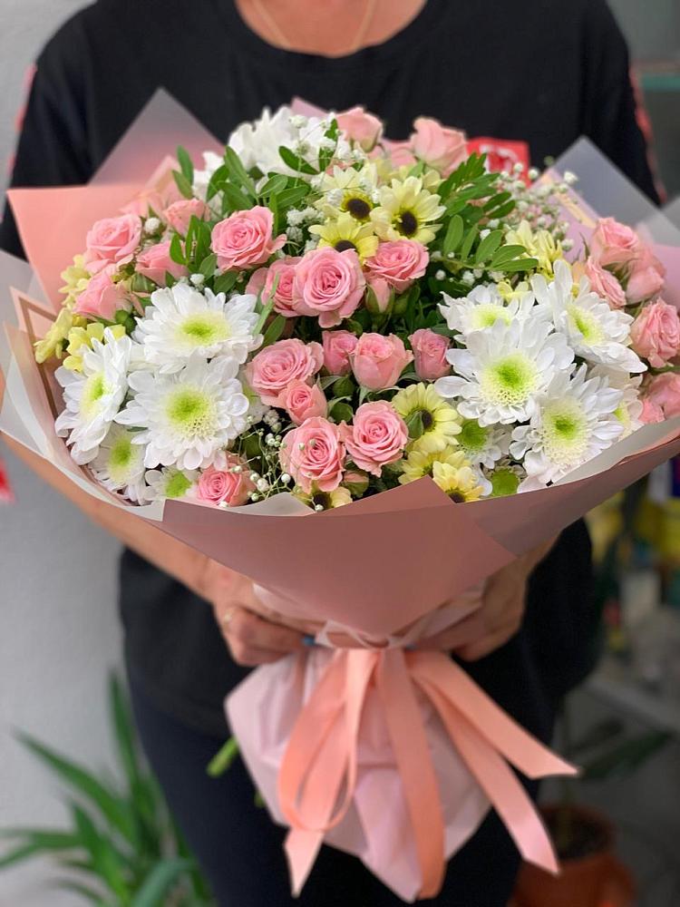 Букет цветов из: Розы и Хризантемы в Курсавке