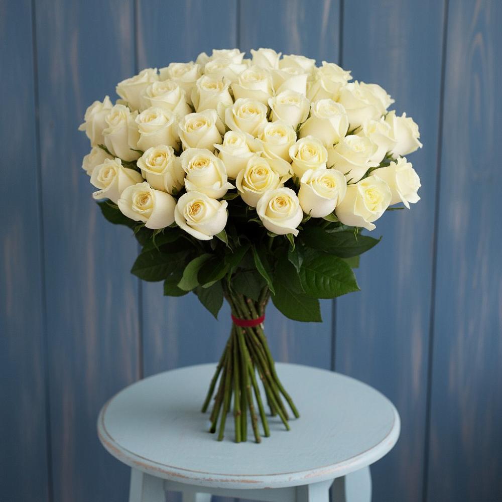 Букет 51 Белая роза Эдлесс Лав в Курсавке