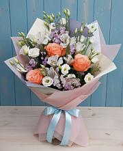 Букет цветов из:  Лизиантусы, Розы, Альстромерии и Гипсофила #REPLACE_PRED# Курсавке