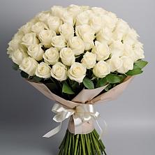 Букет 101 беля роза Белоснежка в Курсавке
