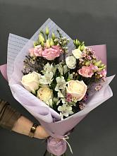 Букет цветов из:  Альстромерии, Розы и Лизиантусы #REPLACE_PRED# Курсавке