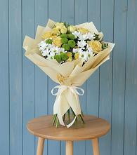 Букет цветов из:  Хризантемы и Розы в Курсавке