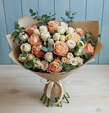 Букет цветов из:  Альстромерии и Розы в Курсавке