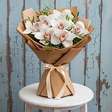 Букет цветов из:  Орхидеи и Розы в Курсавке