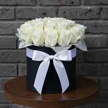 Цветочная композиция из Розы в шляпной коробке в Курсавке